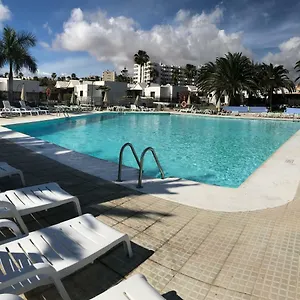 https://villa-mateo.in-canary-islands.com