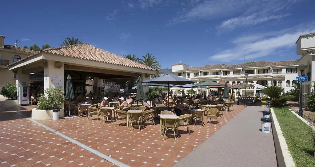Hotel Puente Real Torremolinos 4*,