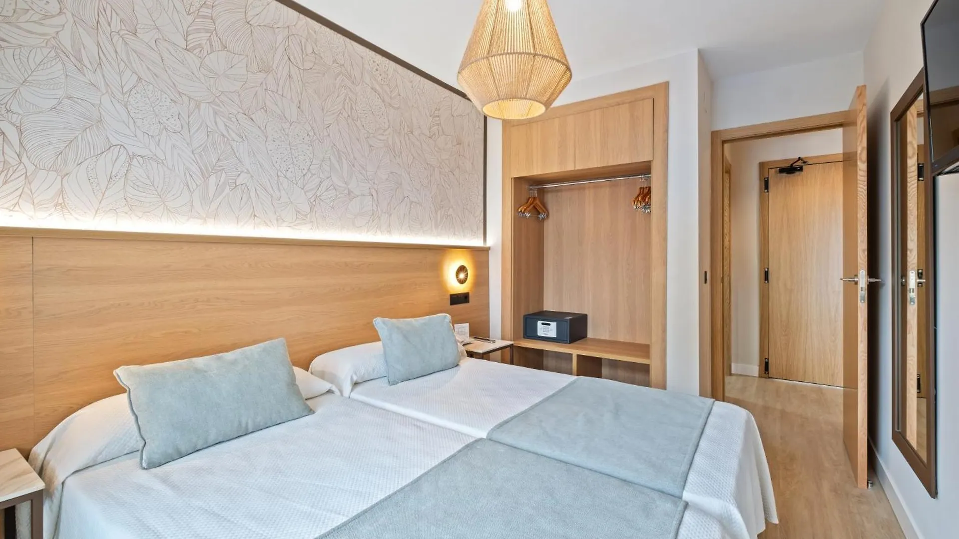 ****  Hotel Puente Real Torremolinos Spain